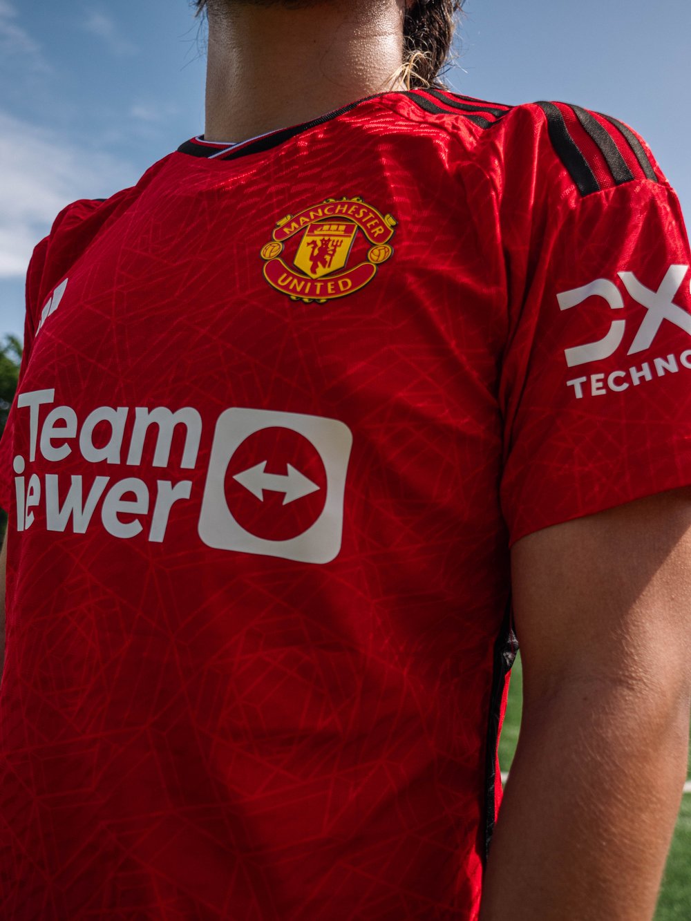 MANCHESTER UNITED 2023/24 HOME KIT