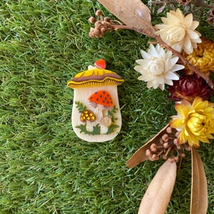 Image of Merry Mushroom Brooch