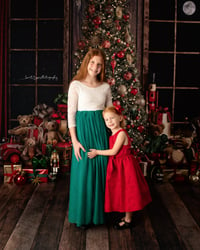 Christmas Mini Session - Classic Christmas Tree