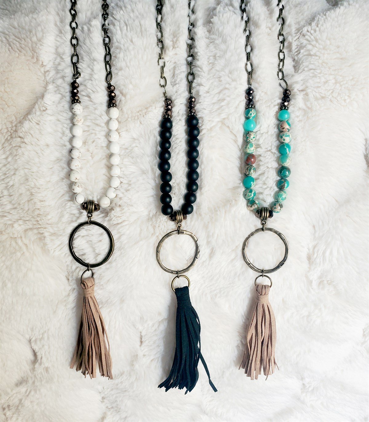 Amazon.com: 4 Pieces Long Boho Necklaces for Women, Bohemian Wood Beads  Pendant Vintage Beaded Necklaces Turquoise Fish Elephant Necklace Chunky  Nepal Necklace for Women Girl Jewelry (Vibrant Style) : Clothing, Shoes &