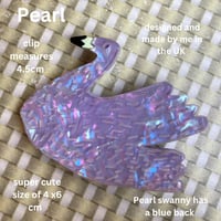 Image 3 of Swanny Hair Clip