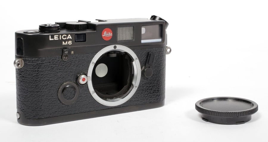 Image of Leica M6 35mm camera body #1709333