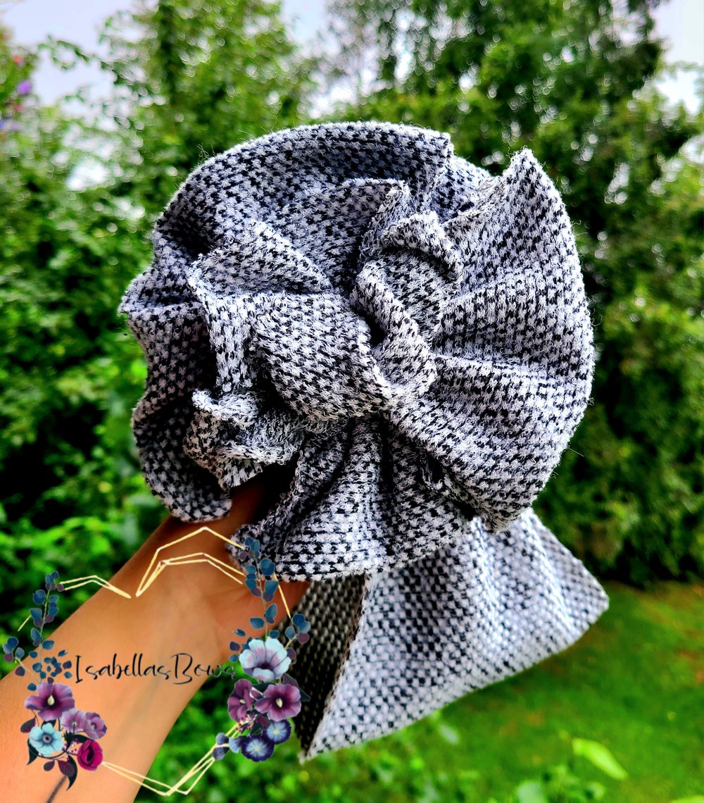Image of Sweather Knit