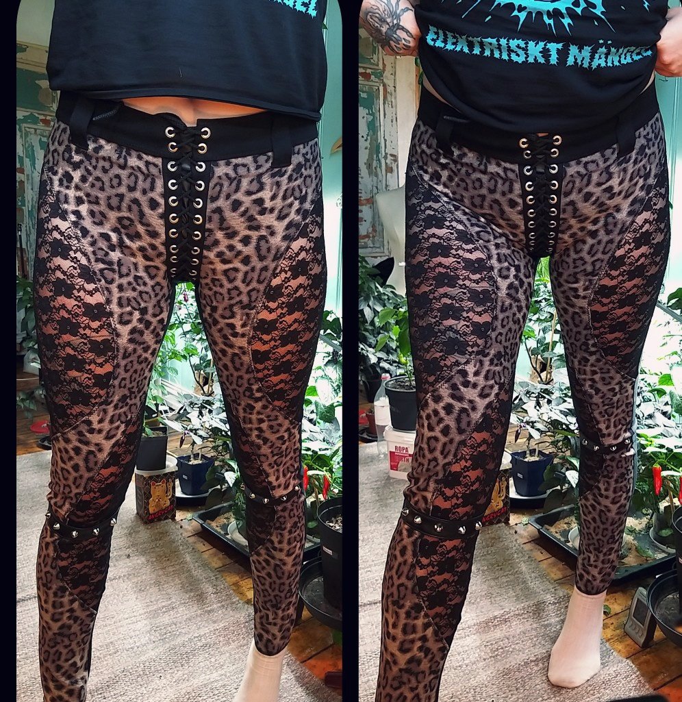Image of Leopard spandex pants with lace