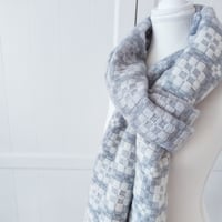 Image 2 of Handwoven Merino Wool Scarf Floral Handmade