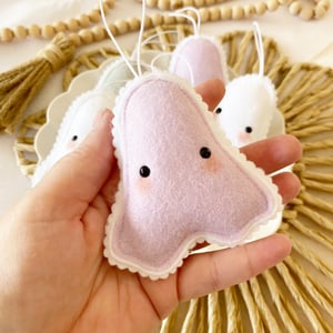 Image of Mini Ghosts