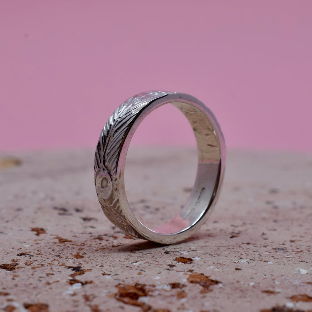 Image of Chunky Plume Ring 