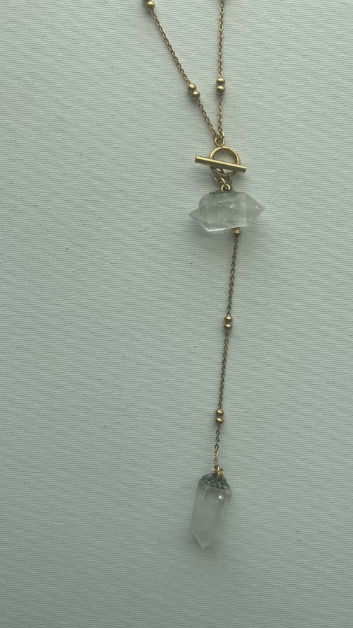 Image of AVANT • Convertible Crystal Drop Necklace | Clear Quartz