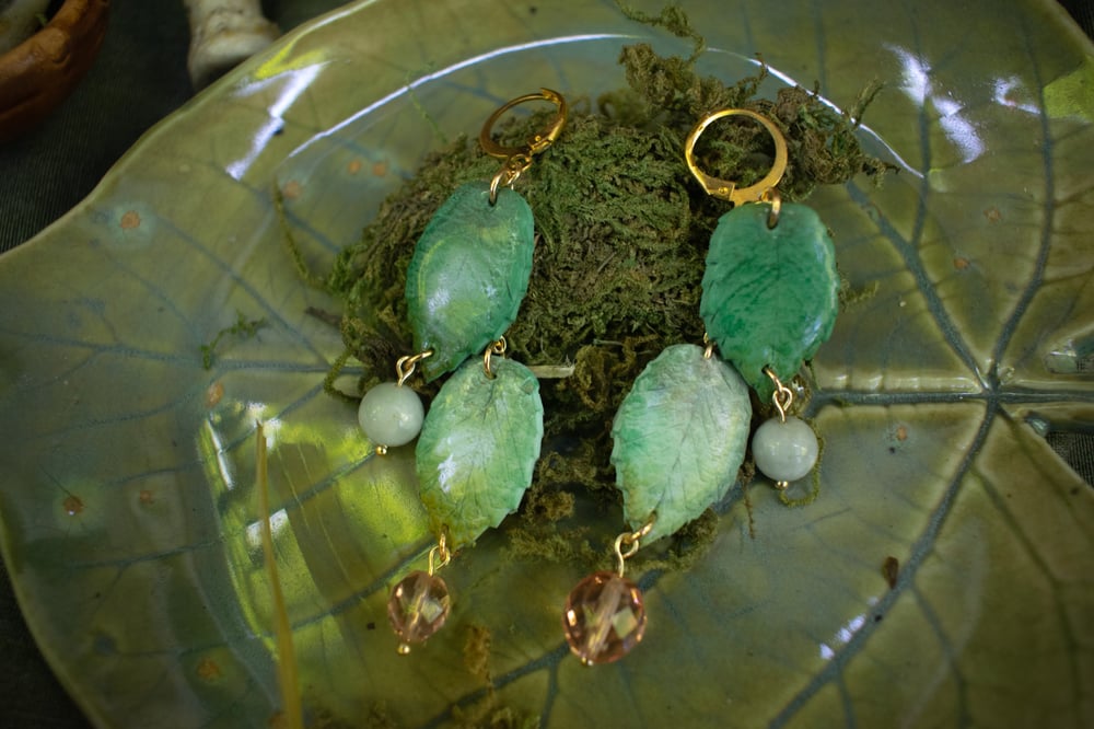 Image of Garden Leaves Earrings