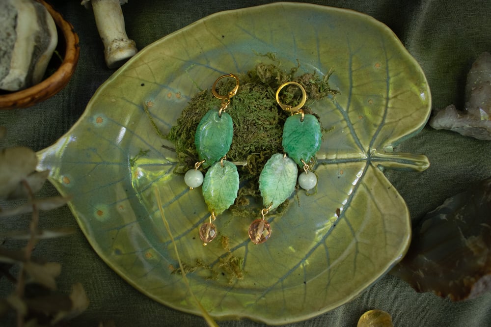 Image of Garden Leaves Earrings