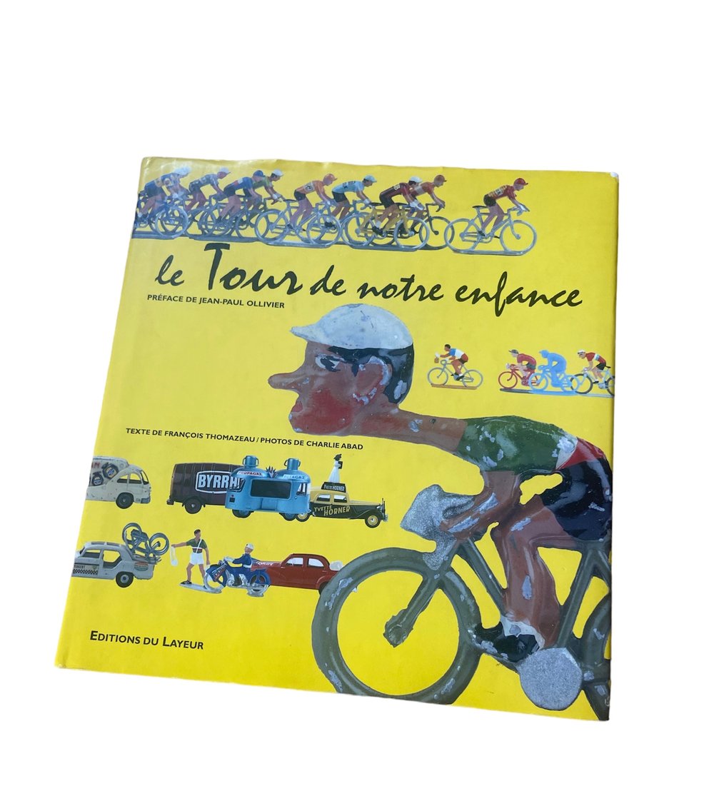 Le Tour de notre enfance - Collection of cycling  objects