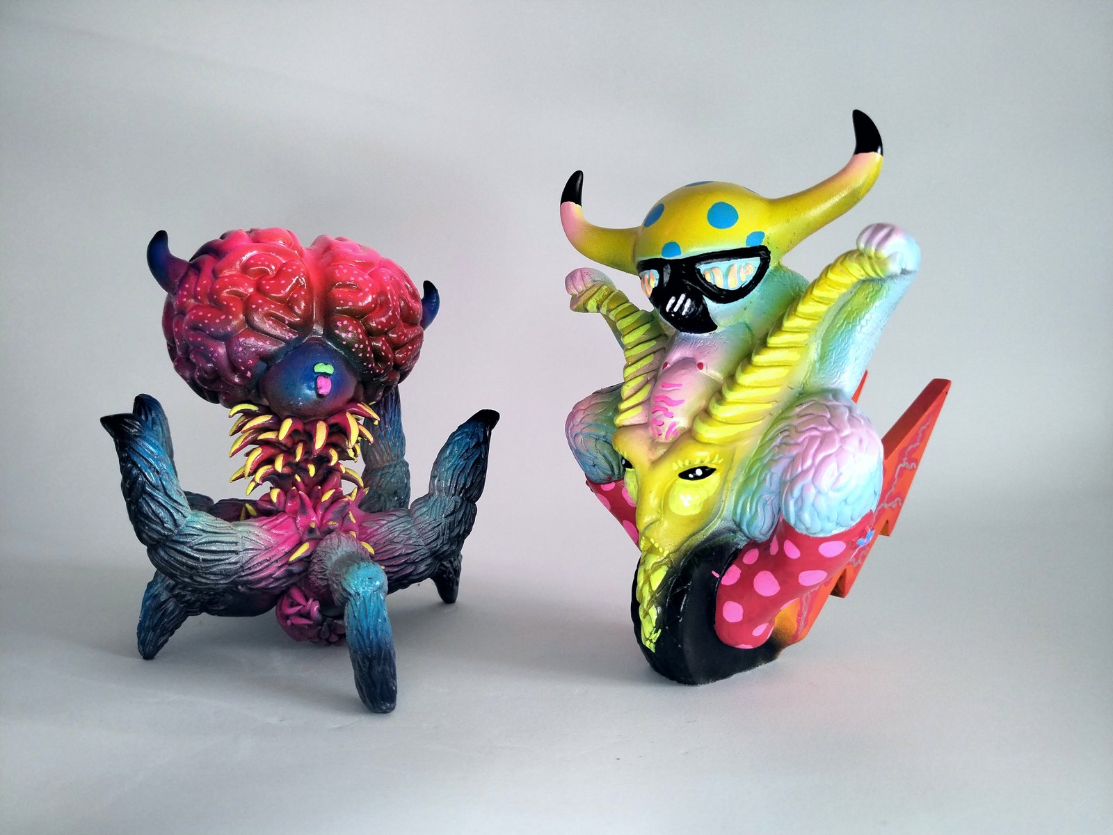 Sapien Toy Studio 超限定 ONE OFF ワンオフ 蓄光 Naomi Knaff Art Toys, Resin Toys, Softvinyl Toys — SCRAPS CUSTOMS