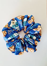 Milk and Cookies Scrunchie