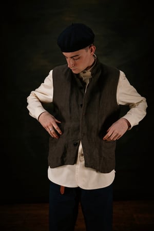 Image of CHINWEST GILET - CafeNoir