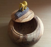 Image 3 of Locking lid box with Stoat