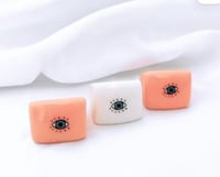 Image 1 of BAGUE CARREE RESINE MATAKI OEIL CIL