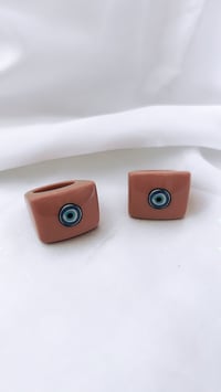 Image 2 of BAGUE RESINE CARREE MATAKI
