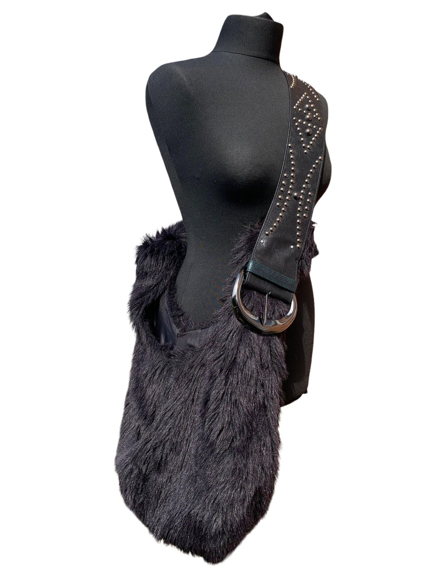 Image of chunky black belt bag