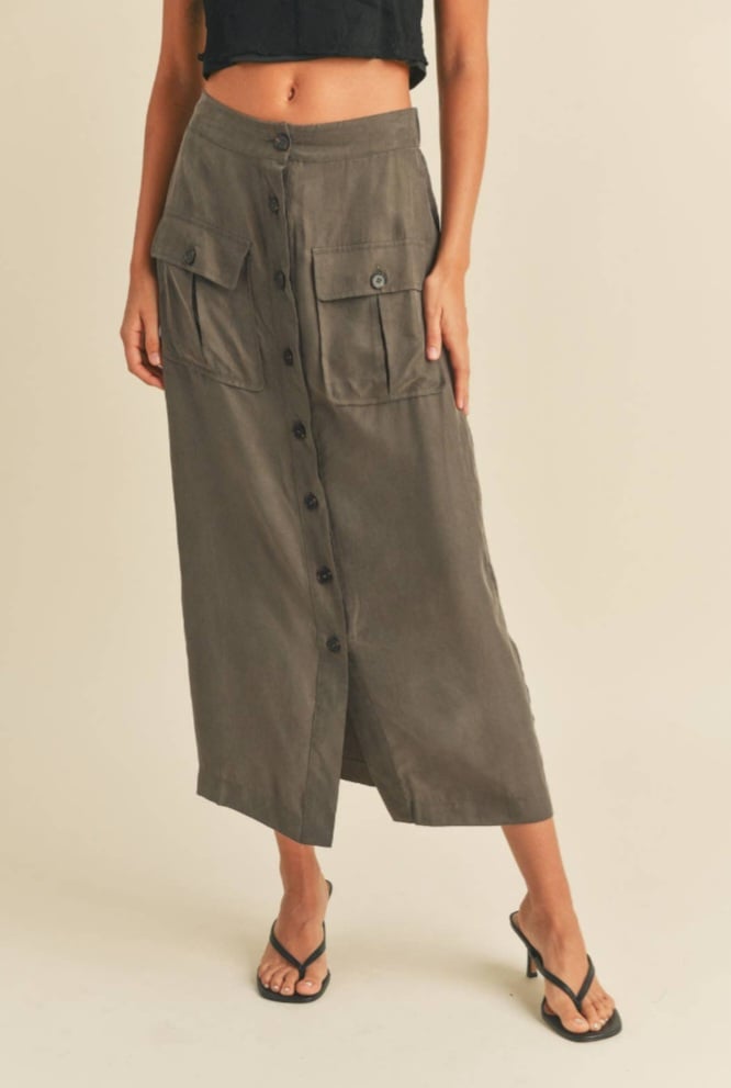 Image of Get it girl midi cargo skirt