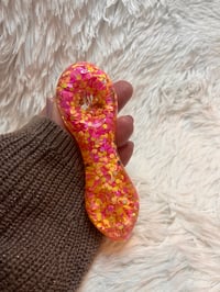 Image 3 of  Pink And Yellow Freezable Glitter Glass Pipe   Color Changing Pipe