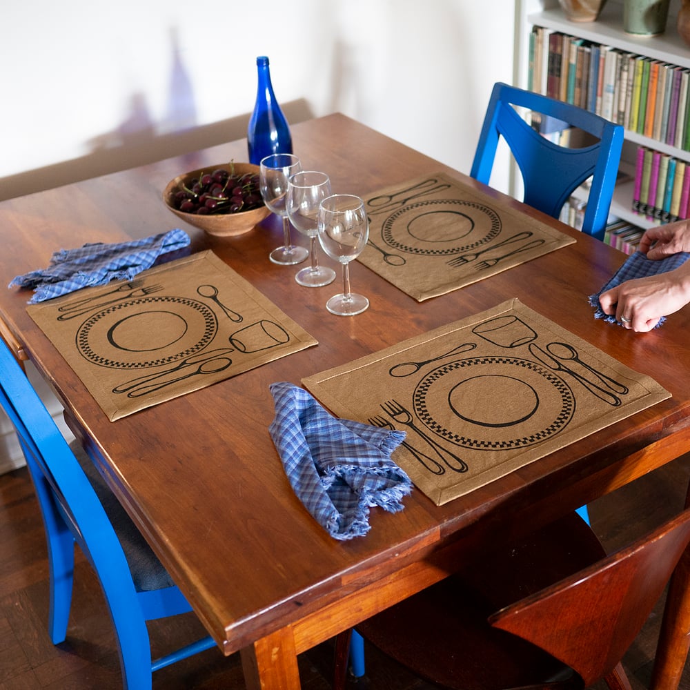 Image of Placemat - Walnut