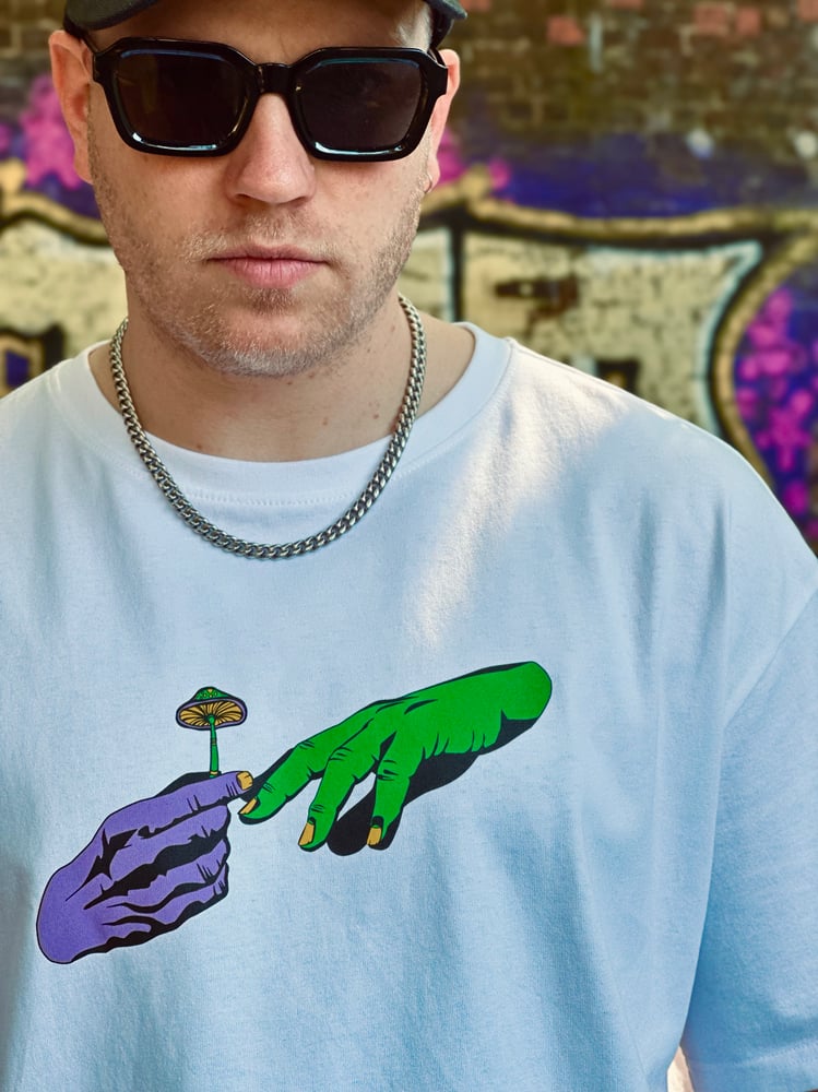 Image of "TAKE A TRIP" Oversized tee - White