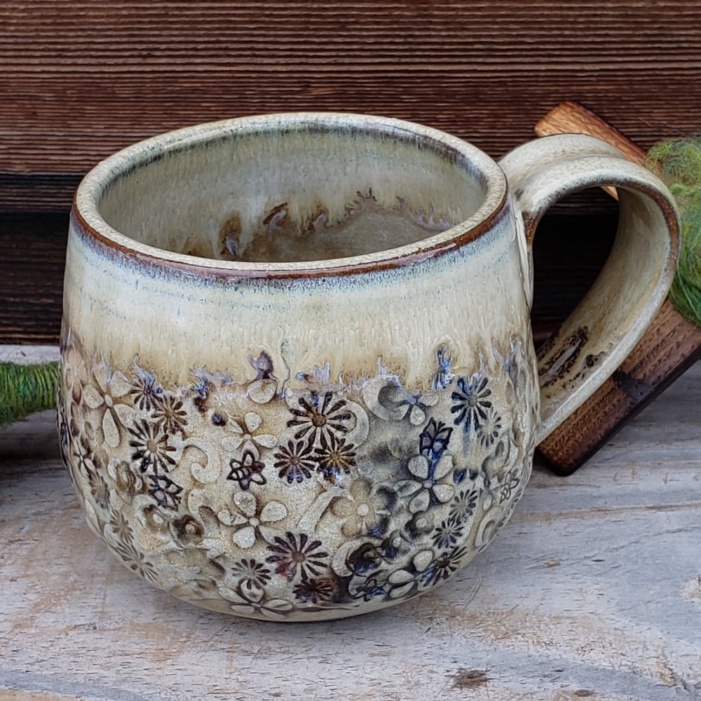 Image of Mountain Flower Honey Globe Mug #2 092023