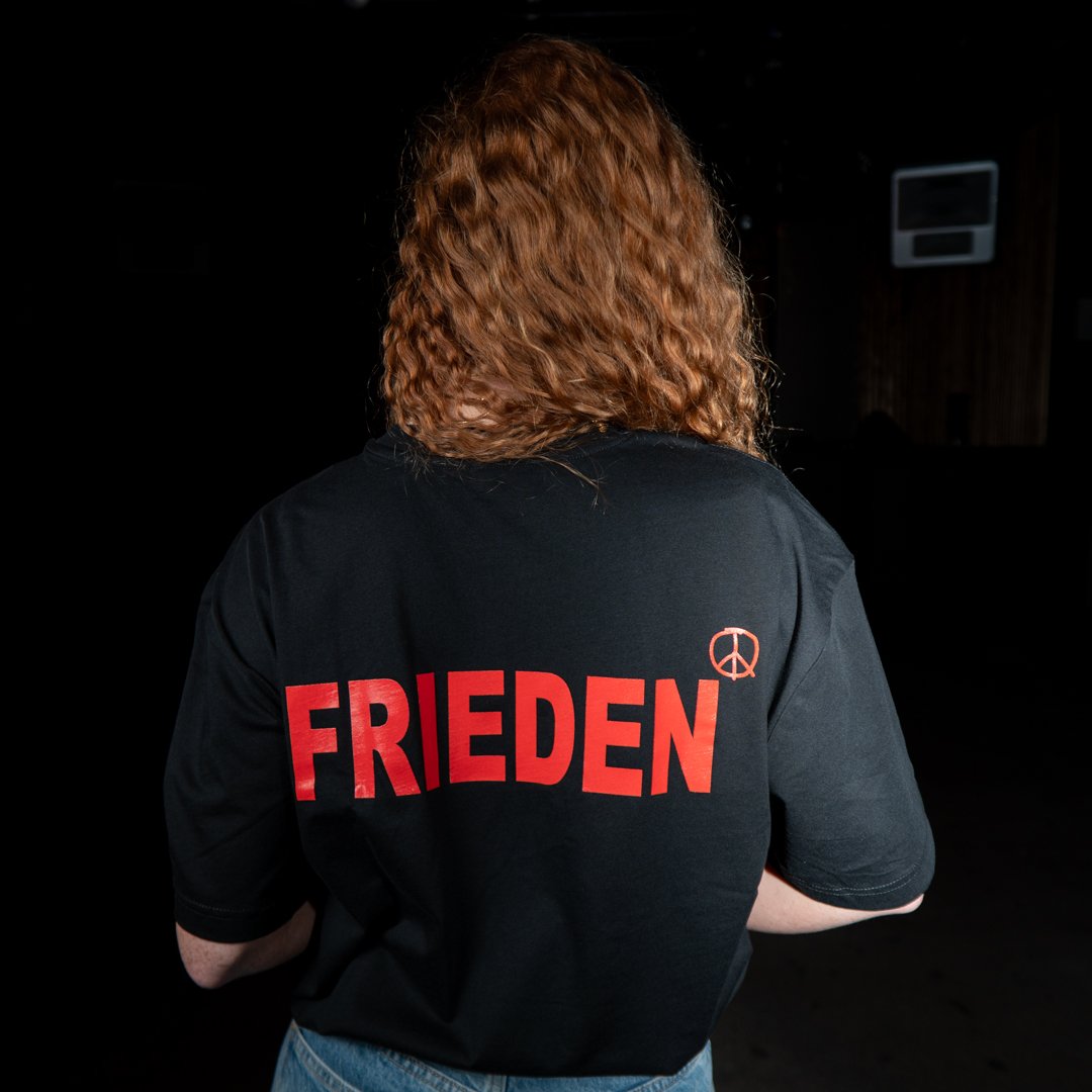 Dantze "FRIEDEN" Shirt (schwarz) designed by Niconé
