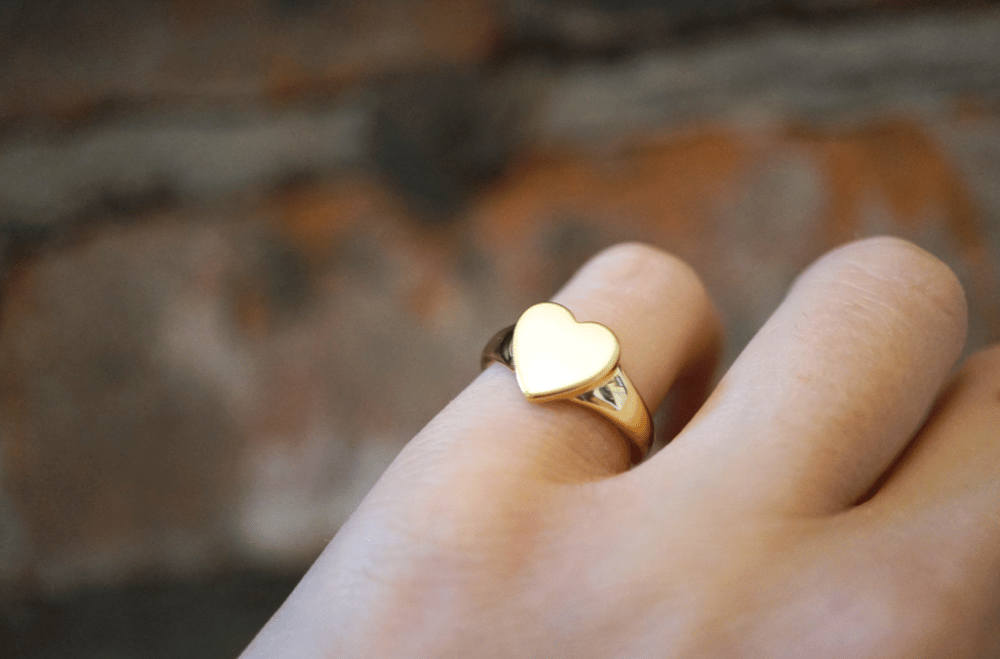 Solid 9ct Gold Signet Ring