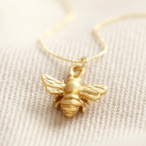 Image of Lisa Angel | Bee Necklace