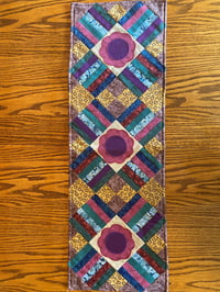 Image 2 of Quilted flower table runner