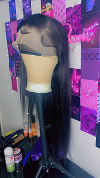 Image 2 of Transparent lace frontal wig 