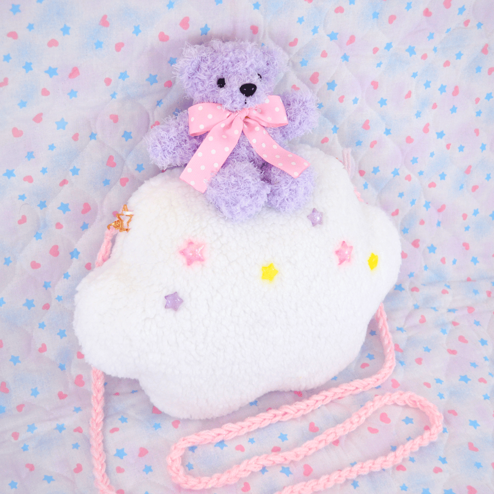 Cloudy Bear Bag: 01