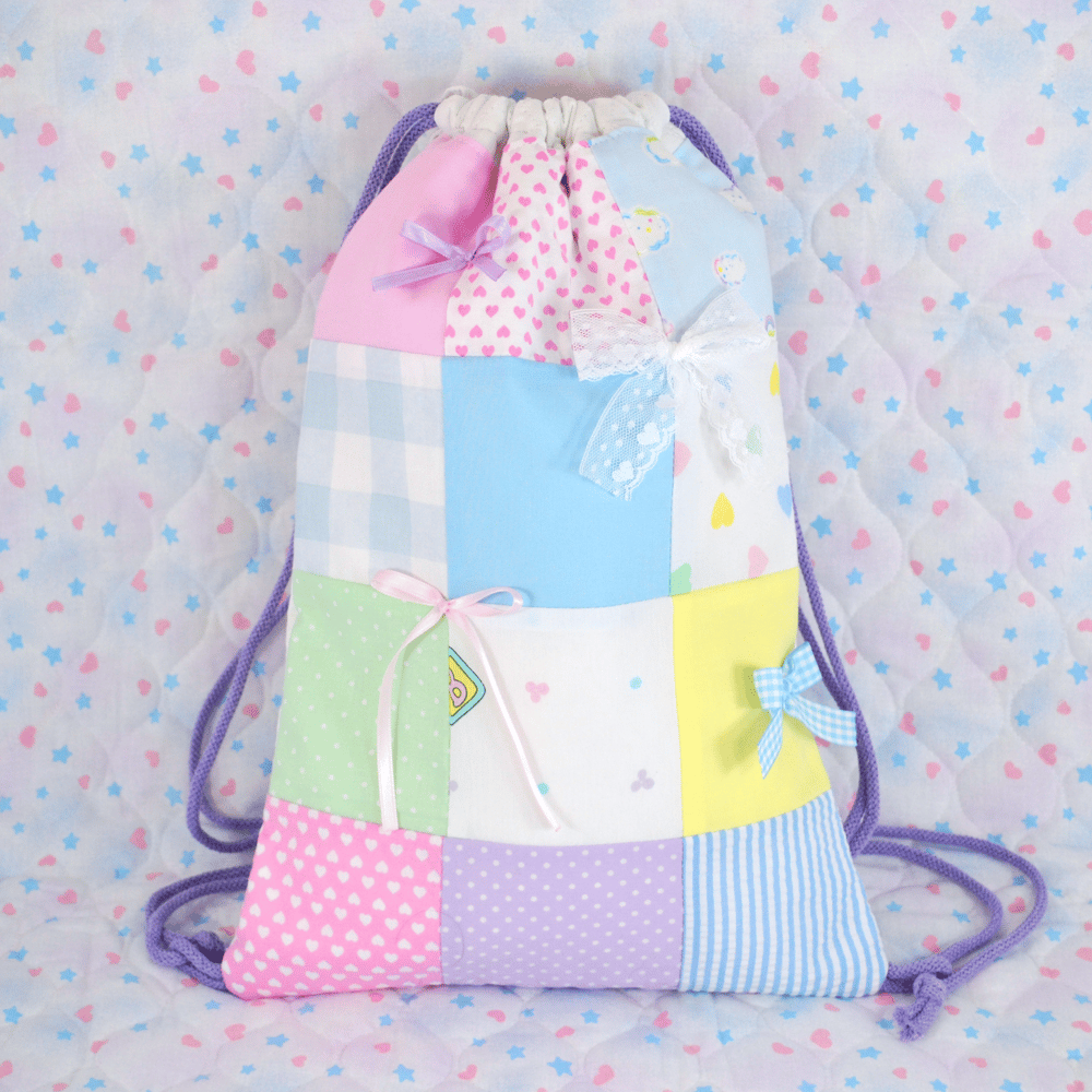 Drawstring Bag: 02