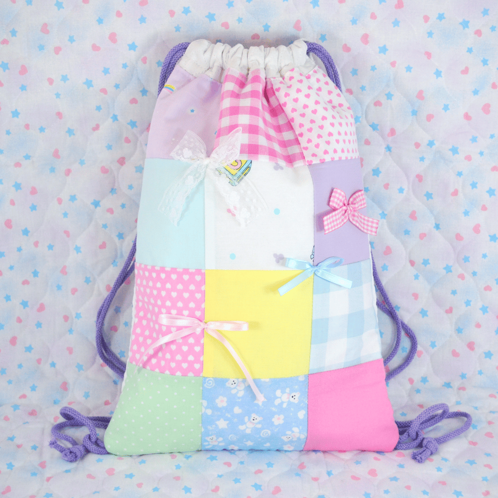 Drawstring Bag: 05