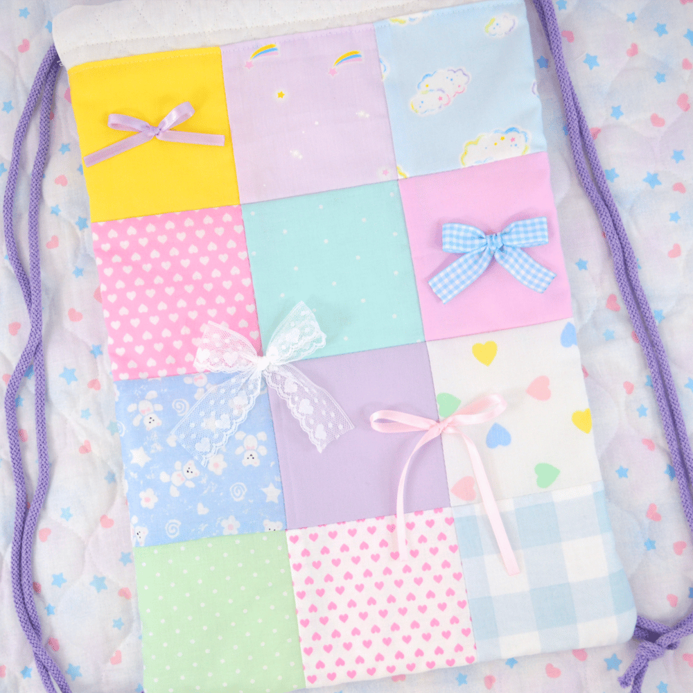 Drawstring Bag: 06