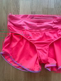 Image 4 of CHAMPION SHORTS W