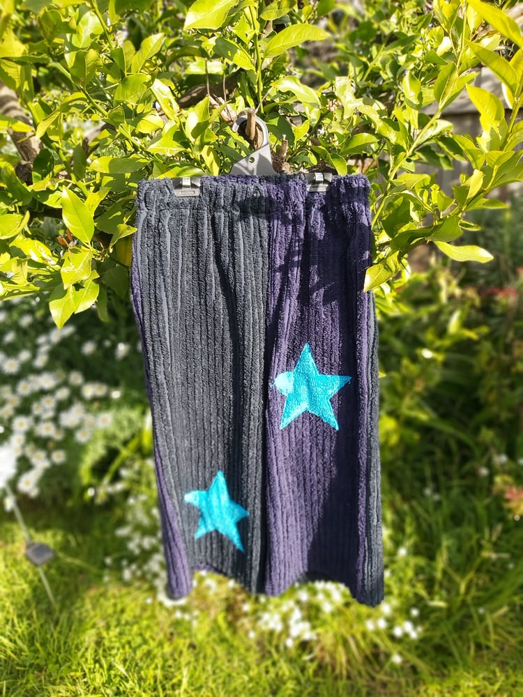 Image of Chenille shorts and pants - purple/slate with blue stars