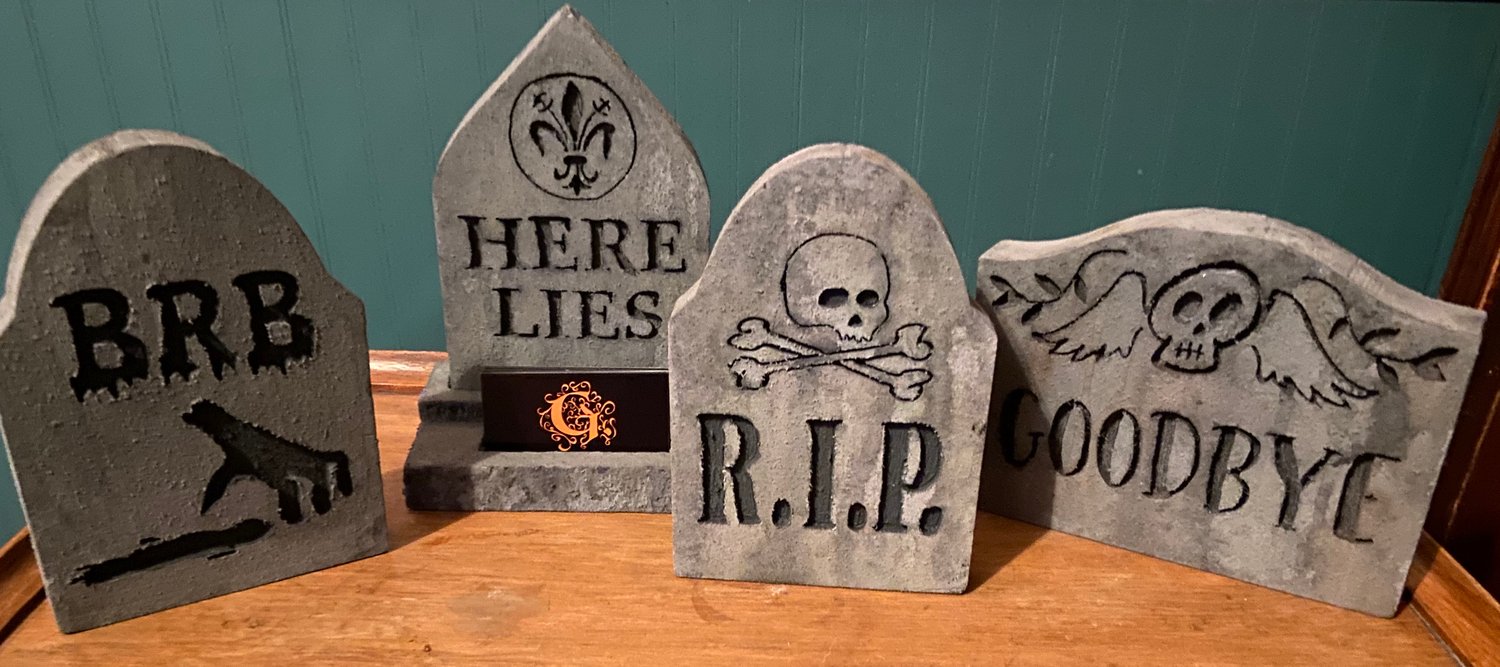 Tombstone Decoration and Business Card Holder Set 