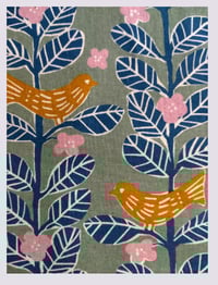 Image 2 of Tissu : orange birds in the trees