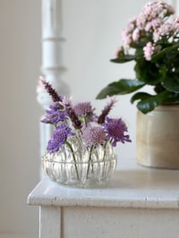 Image 2 of Pique-fleurs en verre