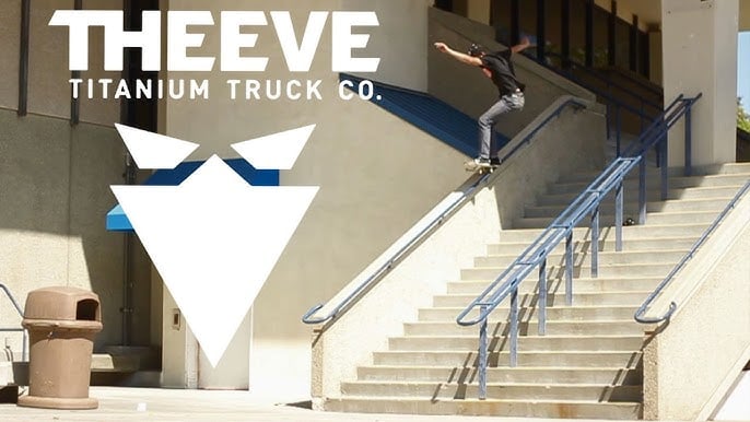 JUEGO EJES THEEVE TRUCKS CSX V3 HOLLOW 5.5" EN LIQUIDACION