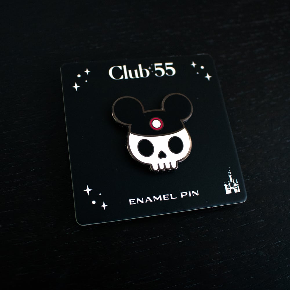 Image of Mouseskullteer Pin