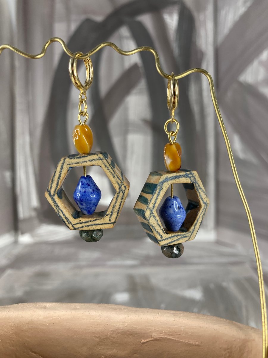 Image of Elizabeth - Pirouette earrings
