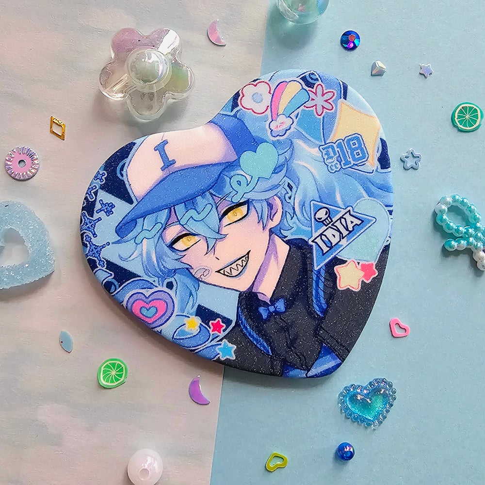 Image of Twisted Wonderland Birthday Heart Pins