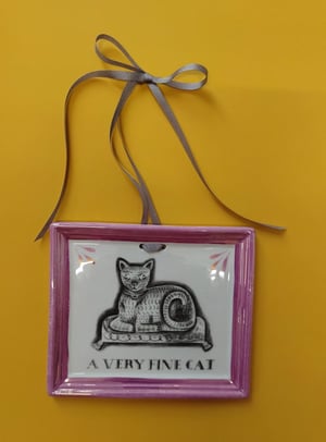 A Very Fine Cat wall plate
