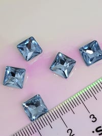 Image 3 of Crystal blue square shape