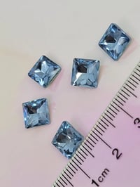 Image 4 of Crystal blue square shape