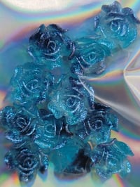 Image 3 of UV flower charm