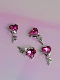 Image 1 of Pink dimond heart key